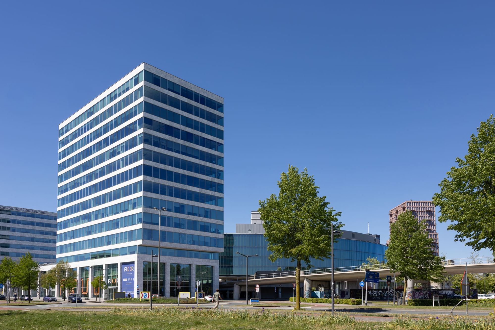 Mitsubishi_Almere_Kvadrat Shade_2026_Silvretta_Hanne Hansen_01